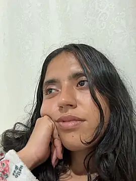 Snapshot of ViolettaSummer chatting on April 3, 2026, 12:17 am ViolettaSummer online show from April 3, 2026, 12:17 am