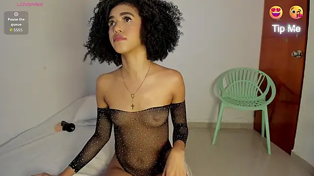 Lorena Hawkins online show from October 18, 2025, 4:42 pm