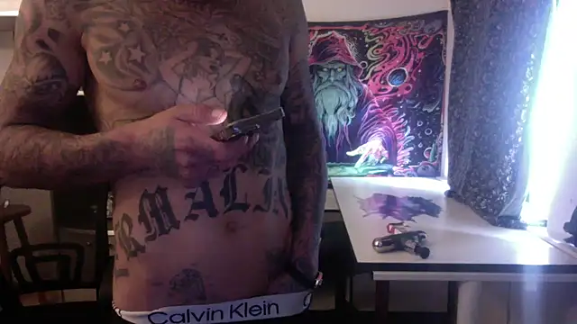 Snapshot of Papinine6 chatting on April 9, 2026, 4:24 pm Papinine6 online show from April 9, 2026, 4:24 pm