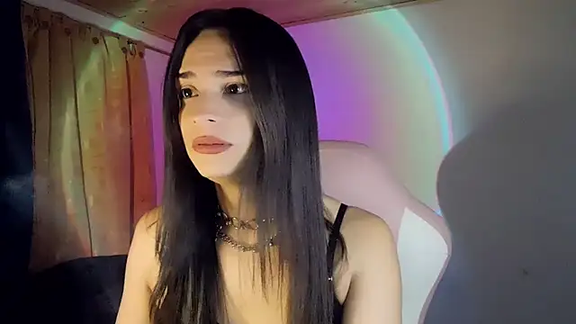 Snapshot of Dollbehavior_ chatting on February 9, 2026, 1:25 am Dollbehavior online show from February 9, 2026, 1:25 am