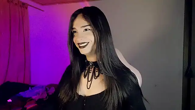 Snapshot of Dollbehavior_ chatting on May 12, 2026, 6:32 am Dollbehavior online show from May 12, 2026, 6:32 am
