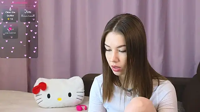 Snapshot of ellie_kramer chatting on September 10, 2025, 7:46 pm ellie kramer online show from September 10, 2025, 7:46 pm