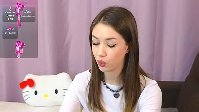 ellie kramer online show from April 28, 2026, 5:50 pm