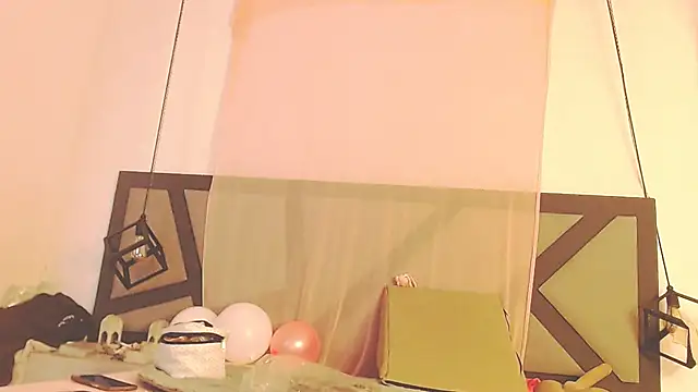 chanel grant online show from October 31, 2025, 7:43 pm