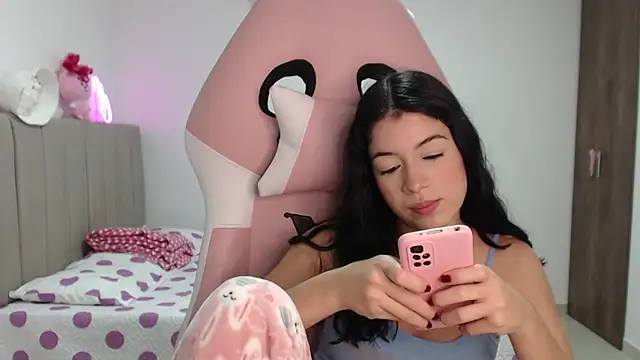 Snapshot of Caribbean_beauty_ chatting on March 20, 2025, 1:46 am Caribbean beauty online show from March 20, 2025, 1:46 am