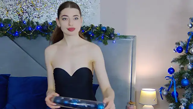 Snapshot of NicoleRosss chatting on December 18, 2025, 11:25 am NicoleRosss online show from December 18, 2025, 11:25 am