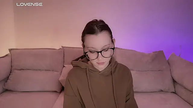 yourconcept online show from December 5, 2025, 6:17 pm