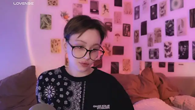 Snapshot of yourconcept chatting on January 14, 2025, 6:17 pm yourconcept online show from January 14, 2025, 6:17 pm