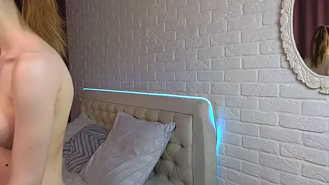 Snapshot of sofia__home chatting on March 6, 2025, 8:59 pm sofia  home online show from March 6, 2025, 8:59 pm