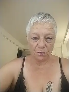 Snapshot of SoDi_Love chatting on June 9, 2026, 10:00 pm SoDi Love online show from June 9, 2026, 10:00 pm