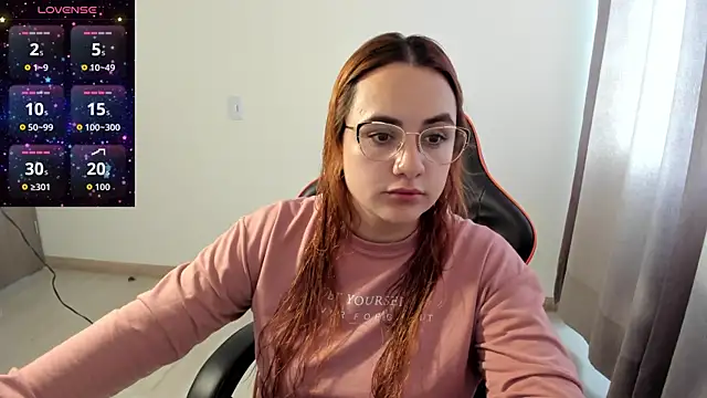 Snapshot of maryluna95 chatting on November 11, 2025, 5:08 pm maryluna95 online show from November 11, 2025, 5:08 pm