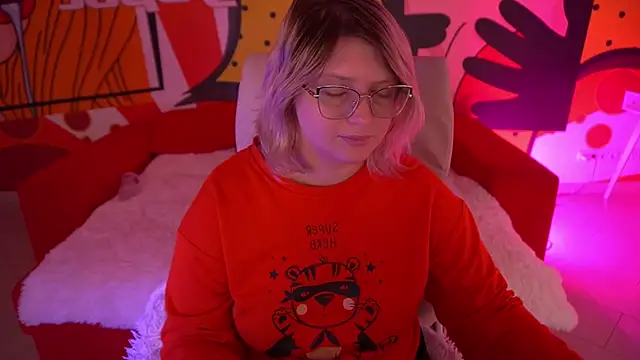 Snapshot of CoolTatis chatting on February 8, 2026, 7:28 am CoolTatis online show from February 8, 2026, 7:28 am