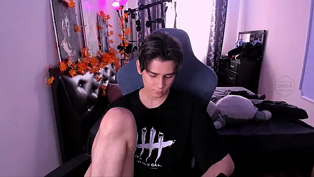 Snapshot of Foxicfu chatting on January 12, 2026, 8:10 am Foxicfu online show from January 12, 2026, 8:10 am