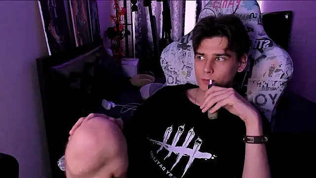 Foxicfu online show from March 19, 2026, 7:41 am