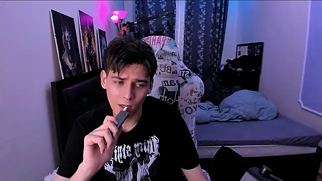 Snapshot of Foxicfu chatting on February 23, 2026, 11:55 am Foxicfu online show from February 23, 2026, 11:55 am