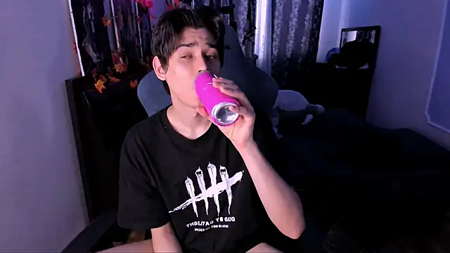 Snapshot of Foxicfu chatting on January 13, 2026, 11:03 am Foxicfu online show from January 13, 2026, 11:03 am