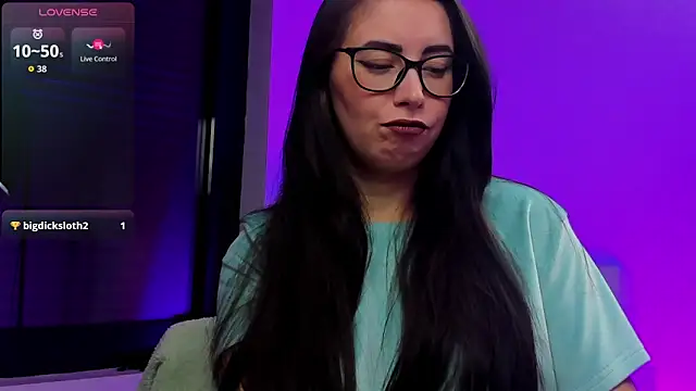 Snapshot of RitaSonnet chatting on November 5, 2025, 10:29 am RitaSonnet online show from November 5, 2025, 10:29 am