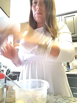 I LOVE-MYSELF online show from February 14, 2025, 10:47 pm