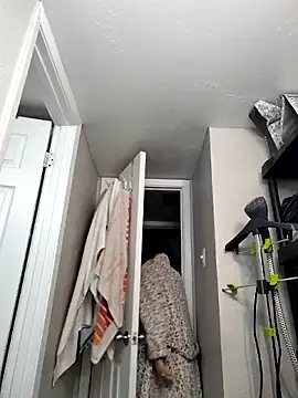 I LOVE-MYSELF online show from January 27, 2025, 3:39 pm