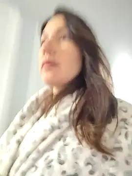 I LOVE-MYSELF online show from January 31, 2025, 3:33 pm