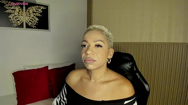 Snapshot of summer_night_ chatting on March 15, 2026, 2:02 pm summer night online show from March 15, 2026, 2:02 pm