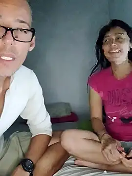 KarameloVzla online show from December 14, 2025, 2:40 am