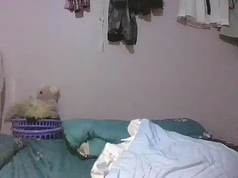 Snapshot of hairy_pussy4 chatting on November 8, 2025, 3:04 pm hairy pussy4 online show from November 8, 2025, 3:04 pm