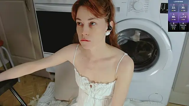 Amina Barbarian online show from October 7, 2025, 5:03 pm