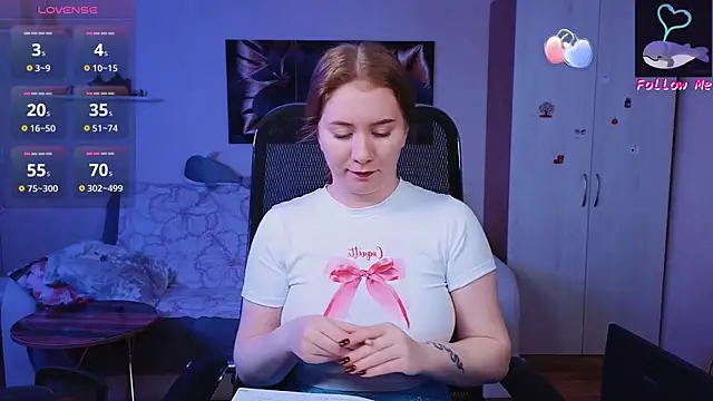 D0nna  online show from September 29, 2025, 9:09 pm