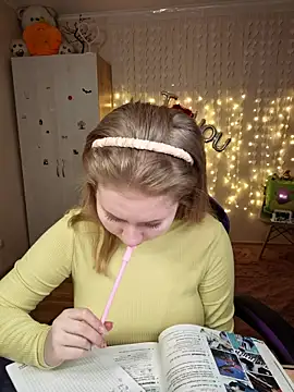 Snapshot of D0nna_ chatting on March 10, 2026, 9:52 pm D0nna online show from March 10, 2026, 9:52 pm