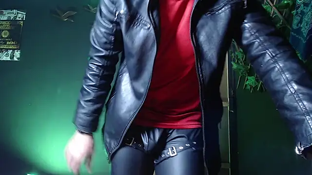 Dicaprioo  online show from November 4, 2025, 1:09 am