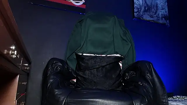 Dicaprioo  online show from March 27, 2026, 5:05 am