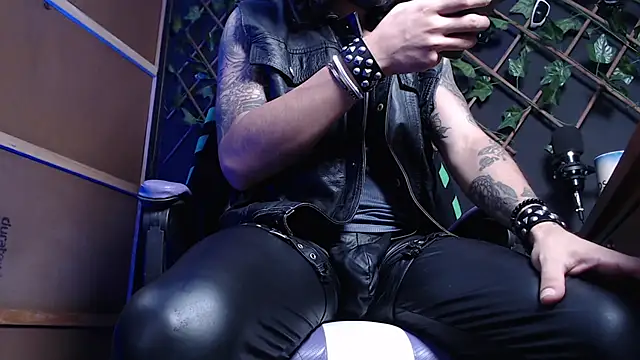 Dicaprioo  online show from January 8, 2026, 4:35 pm