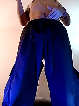 Dicaprioo  online show from March 7, 2026, 3:50 pm