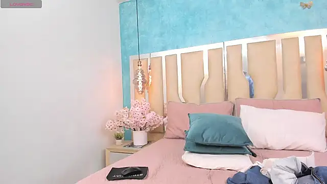 RubbyTaylor online show from April 16, 2026, 9:39 pm