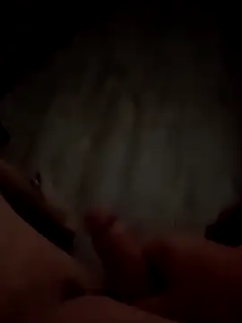 Snapshot of Szeltolo001 chatting on October 31, 2025, 1:02 am Szeltolo001 online show from October 31, 2025, 1:02 am