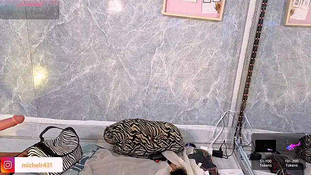 Snapshot of Mia__reys chatting on March 17, 2026, 1:03 pm Mia reys online show from March 17, 2026, 1:03 pm