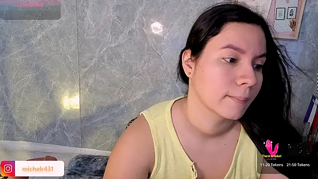 Snapshot of Mia__reys chatting on June 12, 2026, 1:42 pm Mia reys online show from June 12, 2026, 1:42 pm