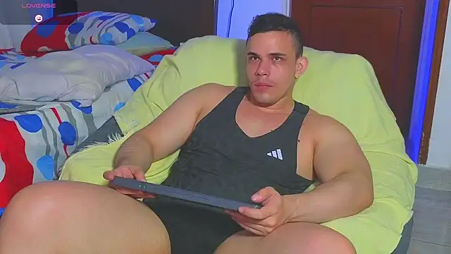 Snapshot of Regansmiths chatting on April 7, 2026, 11:12 am Regansmiths online show from April 7, 2026, 11:12 am