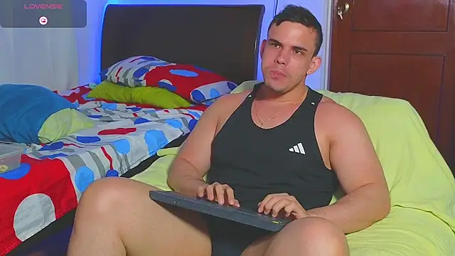 Snapshot of Regansmiths chatting on March 12, 2026, 12:05 am Regansmiths online show from March 12, 2026, 12:05 am