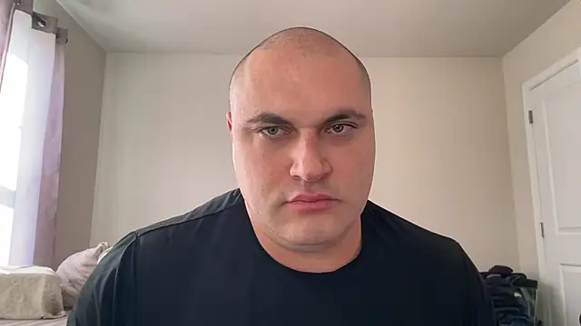 Snapshot of SluggishChase99 chatting on December 18, 2025, 5:17 pm SluggishChase99 online show from December 18, 2025, 5:17 pm