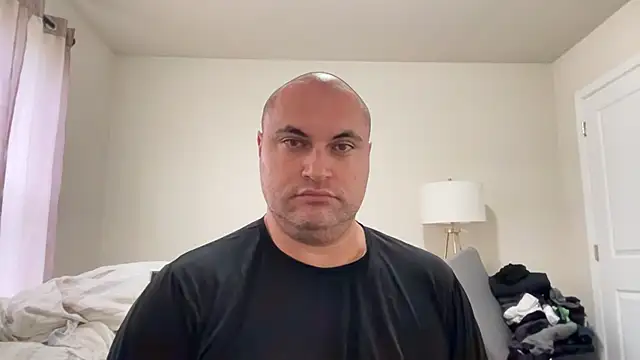 Snapshot of SluggishChase99 chatting on November 9, 2025, 6:01 pm SluggishChase99 online show from November 9, 2025, 6:01 pm