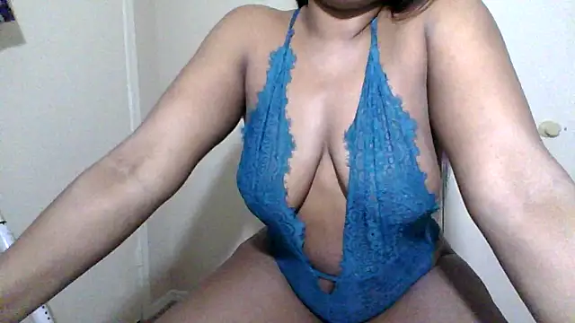 Snapshot of CaylenGee chatting on March 20, 2025, 1:02 am CaylenGee online show from March 20, 2025, 1:02 am