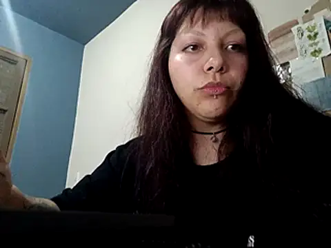 bbyedarling online show from October 26, 2025, 1:17 am