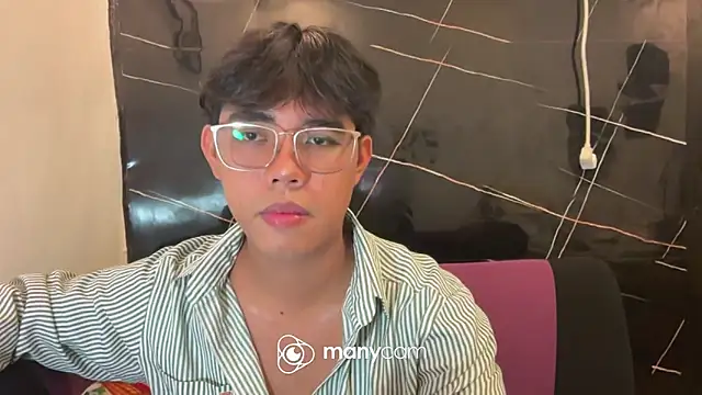 hoenika online show from February 7, 2026, 2:03 pm