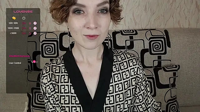 Snapshot of TinaWince chatting on October 24, 2025, 4:55 am TinaWince online show from October 24, 2025, 4:55 am