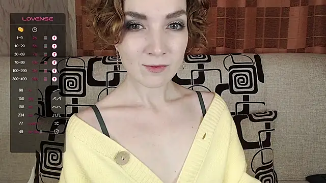 Snapshot of TinaWince chatting on November 22, 2025, 4:55 am TinaWince online show from November 22, 2025, 4:55 am