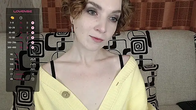 Snapshot of TinaWince chatting on November 16, 2025, 4:50 am TinaWince online show from November 16, 2025, 4:50 am