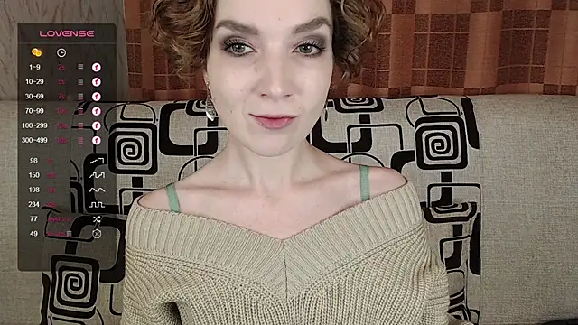 Snapshot of TinaWince chatting on November 3, 2025, 4:39 am TinaWince online show from November 3, 2025, 4:39 am