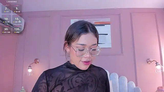 Snapshot of mara_brooks chatting on March 12, 2025, 7:04 pm mara brooks online show from March 12, 2025, 7:04 pm